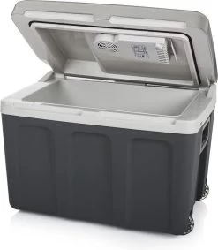 Tristar KB-7540 Koelbox 40 Liter - Koelbox Elektrisch - 12v Autolader En 230v Stopcontact - Koelt & Verwarmt - Grijs -Kampeerclub 1049x1200 2