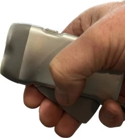 Knijpkat LED Opwindbare Zaklamp - Knijpkat -Kampeerclub 1084x1200 5