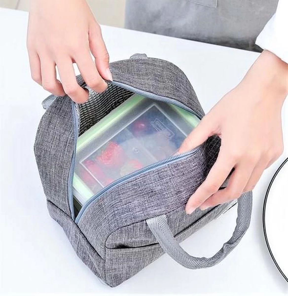 Koeltas - Lunchtas - Volwassenen En Kinderen - Compact & Handig: Zomer - Picknick -School - Lunch - Werk - Klassiek Grijs 11 Koeltas - Lunchtas - Volwassenen En Kinderen - Compact & Handig: Zomer - Picknick -School - Lunch - Werk - Klassiek Grijs - Afbeelding 11