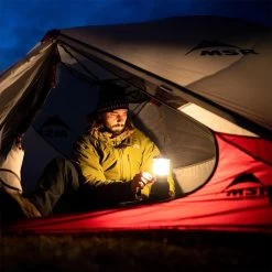 Favour L0818 Retro Camping Lamp Oplaadbaar LED, 320 Lumen, IP64 Waterdicht, Draagbare Kampeerlamp, Tentlamp, Acculamp, Traploos Dimbare Lamp Incl. Kaarslicht-modus, Blauw 15 Favour L0818 Retro Camping Lamp Oplaadbaar LED, 320 Lumen, IP64 Waterdicht, Draagbare Kampeerlamp, Tentlamp, Acculamp, Traploos Dimbare Lamp Incl. Kaarslicht-modus, Blauw -Kampeerclub 1200x1200 1813