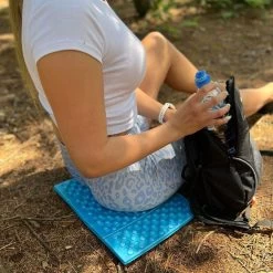 Springos Zitmat | Opvouwbaar Zitmatje | Zitkussen | 28 X 40 X 1 Cm | Blauw -Kampeerclub 1200x1200 2175