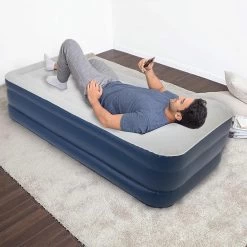 LifeGoods Luchtbed - 1 Persoons - Met Ingebouwde Pomp - Incl. Draagtas En Reparatiekit -Kampeerclub 1200x1200 2460