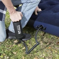 Pavillo Queen Luchtbed - 2-Persoons - Blauw - 203 X 152 X 22 Cm 27 Pavillo Queen Luchtbed - 2-Persoons - Blauw - 203 X 152 X 22 Cm -Kampeerclub 1200x1200 2527