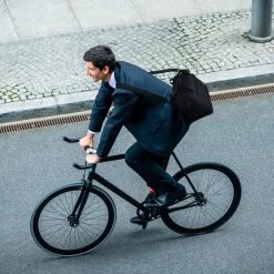 Brisby 4 Laags Geïsoleerde Koeltas - Lunchtas 12 Liter - Extra Ruimte Uitvouwbaar- Zwart -Kampeerclub 1200x1200 456