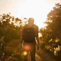 Koelrugtas - 23L - Wandelrugzak - Dagrugzak - Outdoor Rugzak - Dames & Heren - Zwart -Kampeerclub 1200x1200 903