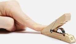 Kikkerland Houten Leeslampje - Zaklampje - Sfeerlampje -Kampeerclub 1200x701