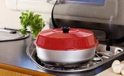 Omnia Camping Oven - Ovens/magnetrons - Rood -Kampeerclub 1200x738 4