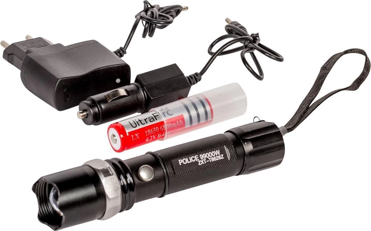 Zaklamp LED Oplaadbaar - Complete Set Met Lader En Autolader - Zoom En Stroboscoop Functies - Waterdicht 1 Zaklamp LED Oplaadbaar - Complete Set Met Lader En Autolader - Zoom En Stroboscoop Functies - Waterdicht