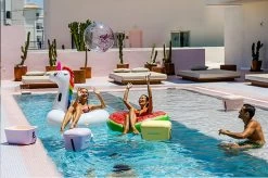 Merkloos Polarbox - Koelbox - Met Schouderband - Paars - 12 Liter - 40x26x(H)23cm -Kampeerclub 1200x798 8