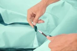 Bestway Strandtent - Pavillo - 2-Persoons - UV80 Zonbescherming - Incl. Tentharingen - Zandzakken Voor Stabiliteit - 200 X 120 X 95 CM -Kampeerclub 1200x800 87