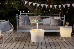 Keter Coolbar Partytafel – Lichtgevend - 49,5x49,5x57cm - Wit 17 Keter Coolbar Partytafel – Lichtgevend - 49,5x49,5x57cm - Wit -Kampeerclub 1200x806 4