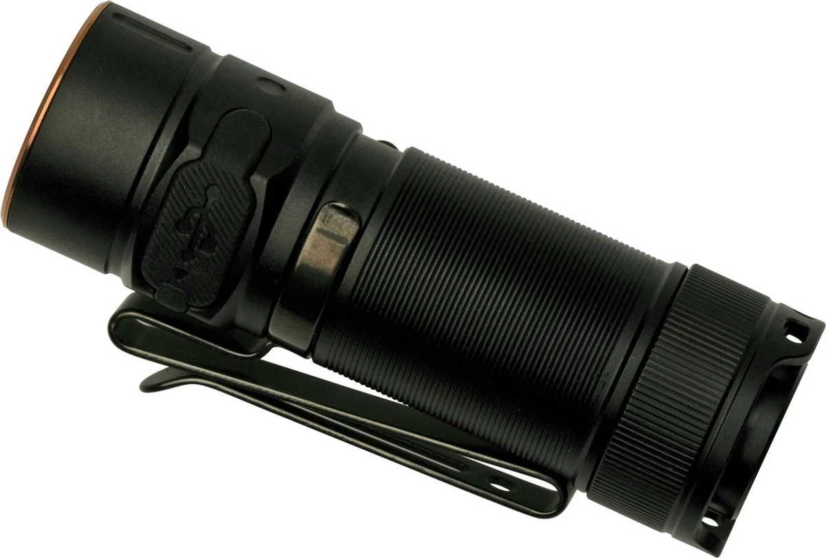 Fenix E18R V2.0 Zaklamp FEE18R Ultra Compacte Oplaadbare Zaklamp, 1200 Lumen, Aluminium 2 Fenix E18R V2.0 Zaklamp FEE18R Ultra Compacte Oplaadbare Zaklamp, 1200 Lumen, Aluminium - Afbeelding 2