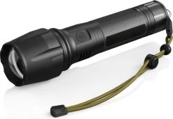 Militaire Zaklamp LED Oplaadbaar USB - 3000 Lumen - Holster - 3000 MAh Batterij - Aanpasbare Zoom - 5 Lichtmodi - IP65 Spatwaterdicht - Zwart -Kampeerclub 1200x833 10
