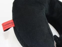 Cuddlebug Kussen - Nekkussen (reizen) - Blauw - U-vorm 12 Cuddlebug Kussen - Nekkussen (reizen) - Blauw - U-vorm -Kampeerclub 1200x910 10