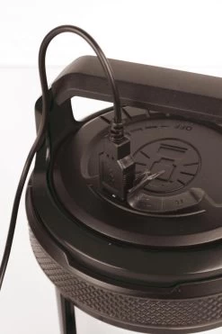 Coleman Twist+ 300 Camping Lantaarn - 300 Lumen - Oplaadbaar - Zwart -Kampeerclub 800x1200 35