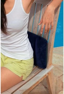 Intex Opblaasbaar Kussen - Hoofdkussen - Reiskussen - Inflatable Travel Pillow - Kampeerkussen - Reis Kussen - 43 X 28 X 9 Cm - Blauw -Kampeerclub 816x1200 3