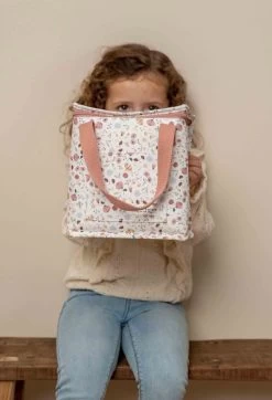 Little Dutch - Koeltas - Flowers & Butterflies 16 Little Dutch - Koeltas - Flowers & Butterflies -Kampeerclub 818x1200 5