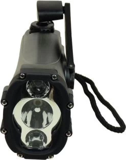 POWERplus Shark Dynamo / USB Oplaadbare LED Waterproof Zaklamp | Waterdicht Tot 10 Meter Diepte | Ideaal Voor Camping / Boot / Hiking Etc. -Kampeerclub 947x1200 3