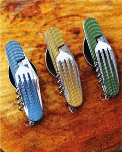 Merkloos Bestek - All -In-One Vork / Lepel / Mes / Flesopener/ Tirbuson - Blauw 7 Merkloos Bestek - All -In-One Vork / Lepel / Mes / Flesopener/ Tirbuson - Blauw -Kampeerclub 961x1200 8